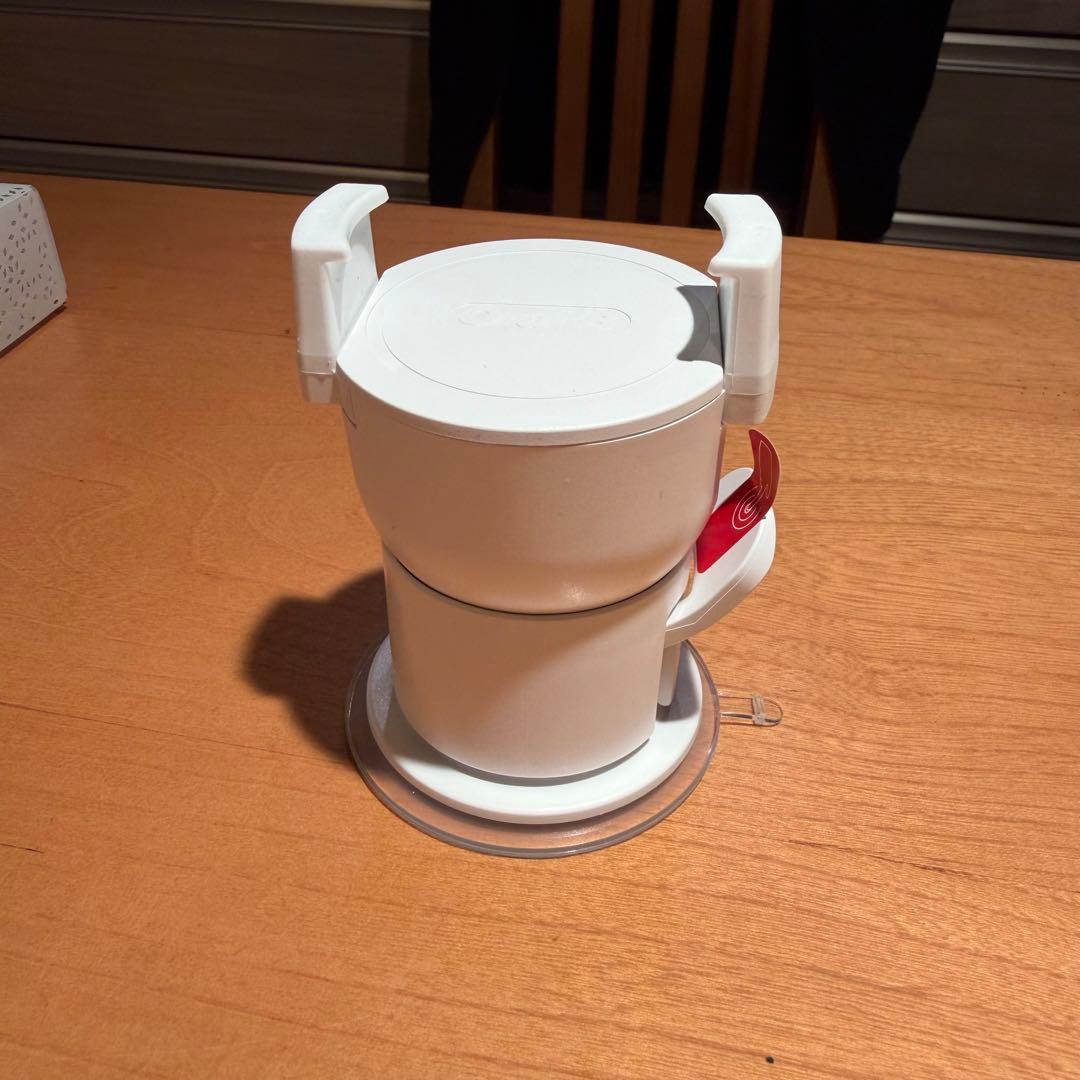 ブラウンオーラルBジーニアスエッスク　電動歯ブラシ　スマホ連動可　ポーチ付き