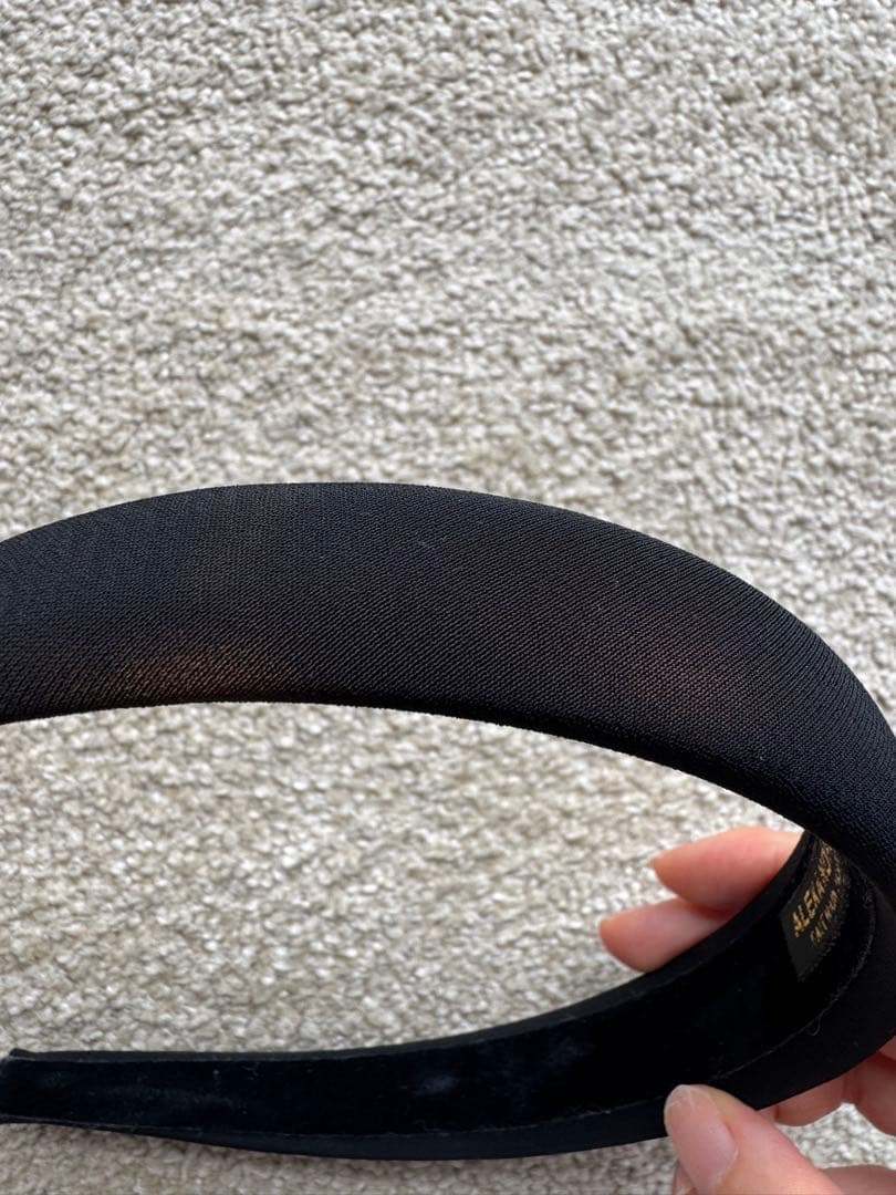 Alexandre de Paris ブラックヘアバンド