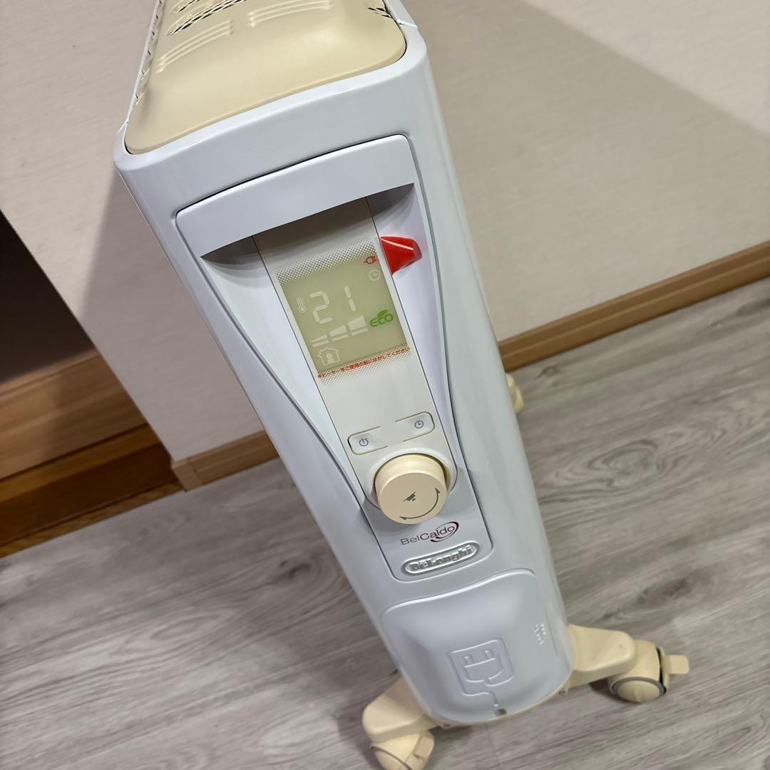 デロンギ　オイルヒーター スリムデザイン