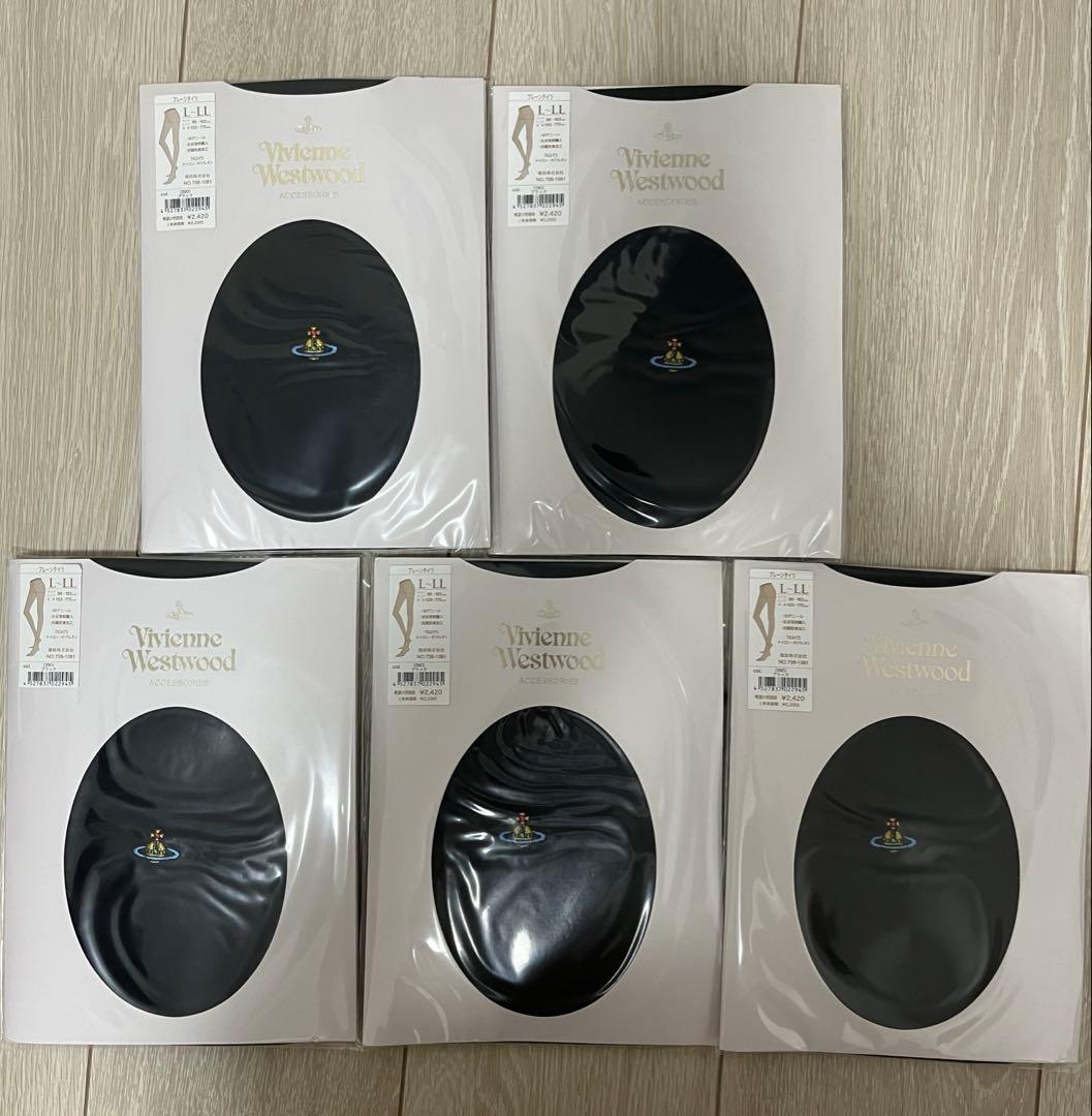 せいら Vivienne Westwood タイツ