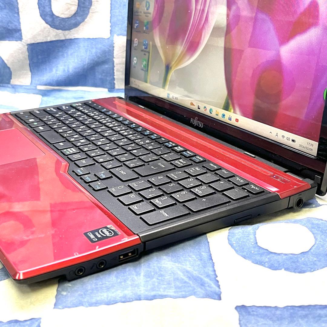 爆速SSD512G☆i7☆大人気赤ノートパソコン♪ブルーレイ&カメラ！Win11