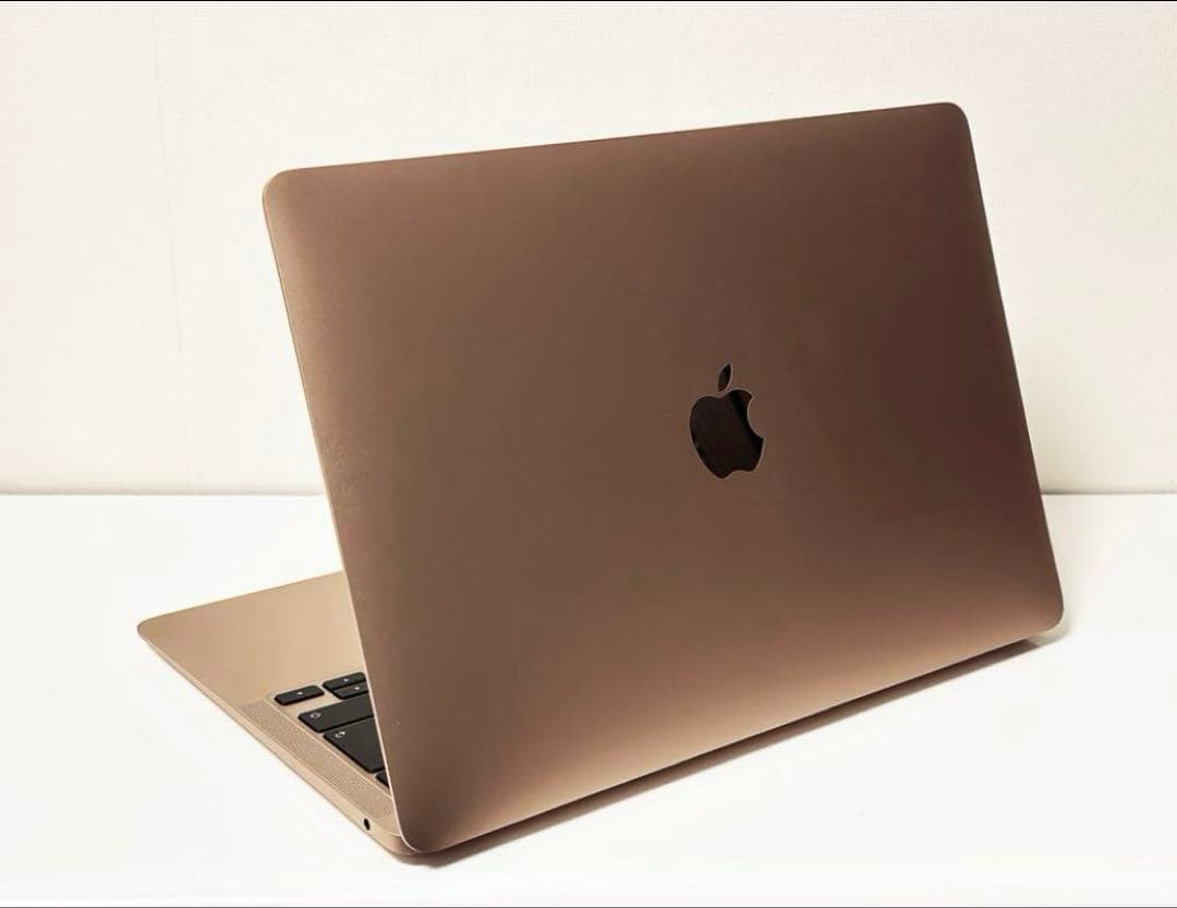 MacBook Air（M1,2020） M1搭載のマックブックエア