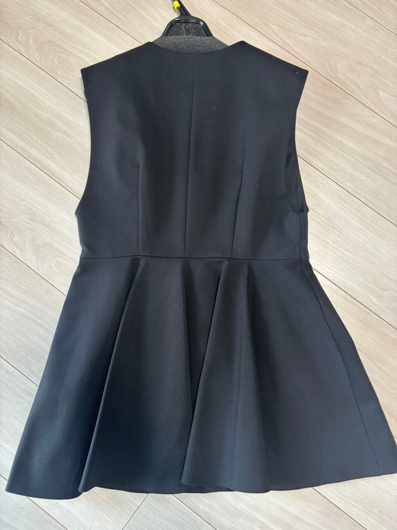 一度着用✳︎ルフィル le phil✳︎ペプラムジレ　ベスト