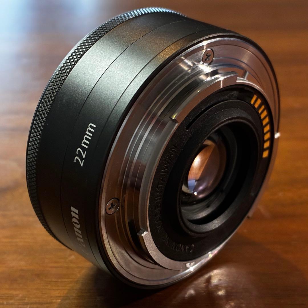 CANON EF-M 22mm f/2 STM レンズ