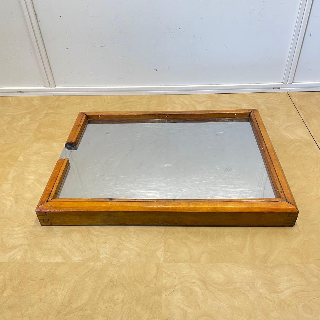 木枠ストーブ台① ビンテージ アンティーク レトロ 飾り台 花台