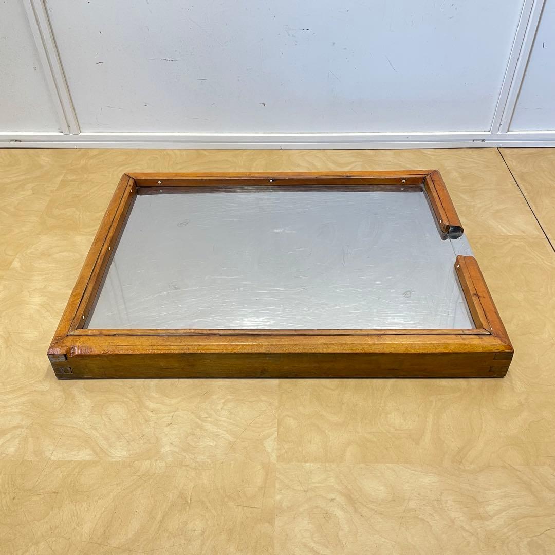 木枠ストーブ台① ビンテージ アンティーク レトロ 飾り台 花台