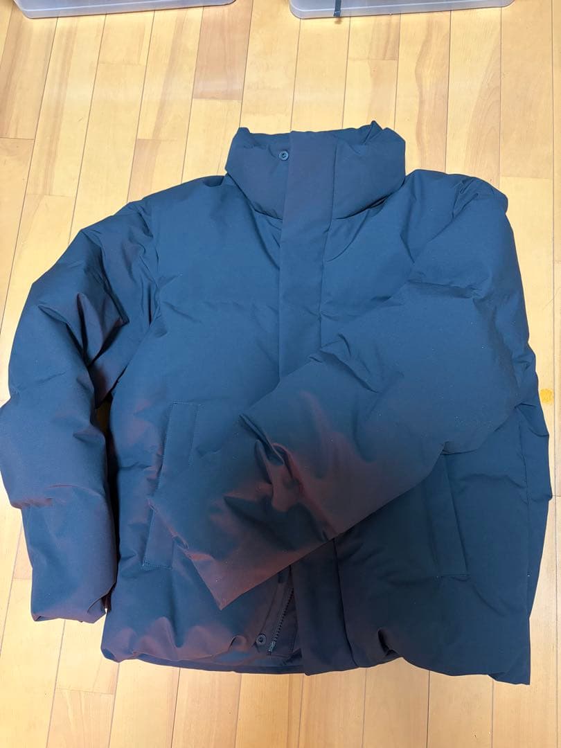 UNIQLO シームレスダウンジャケット M 黒　ブラック
