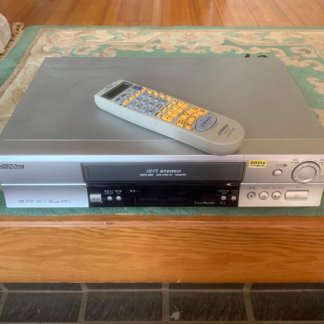動作品  Victor  BS内臓ビデオカセットレコーダー HR-F73