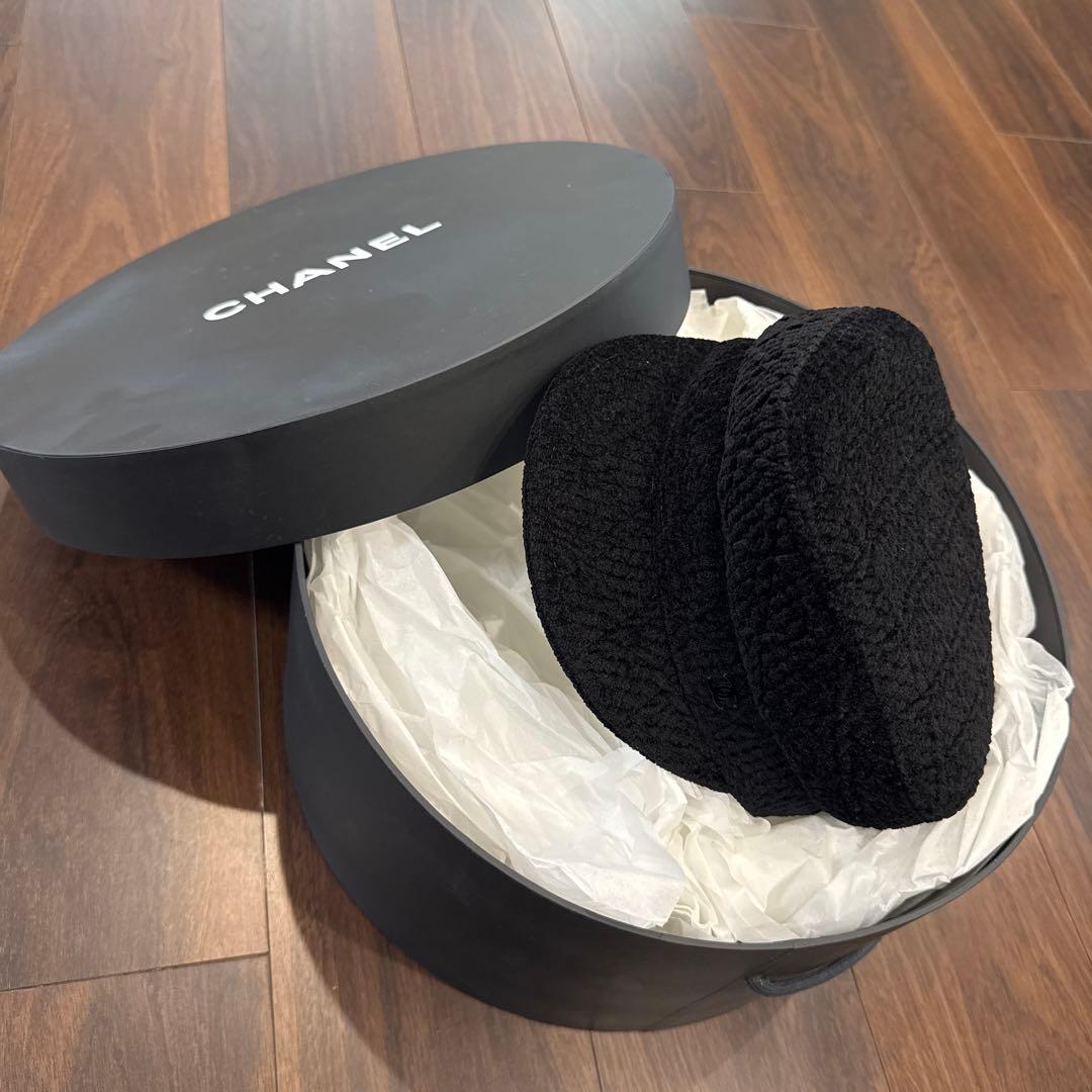 新品　CHANEL キャスケット　箱付き