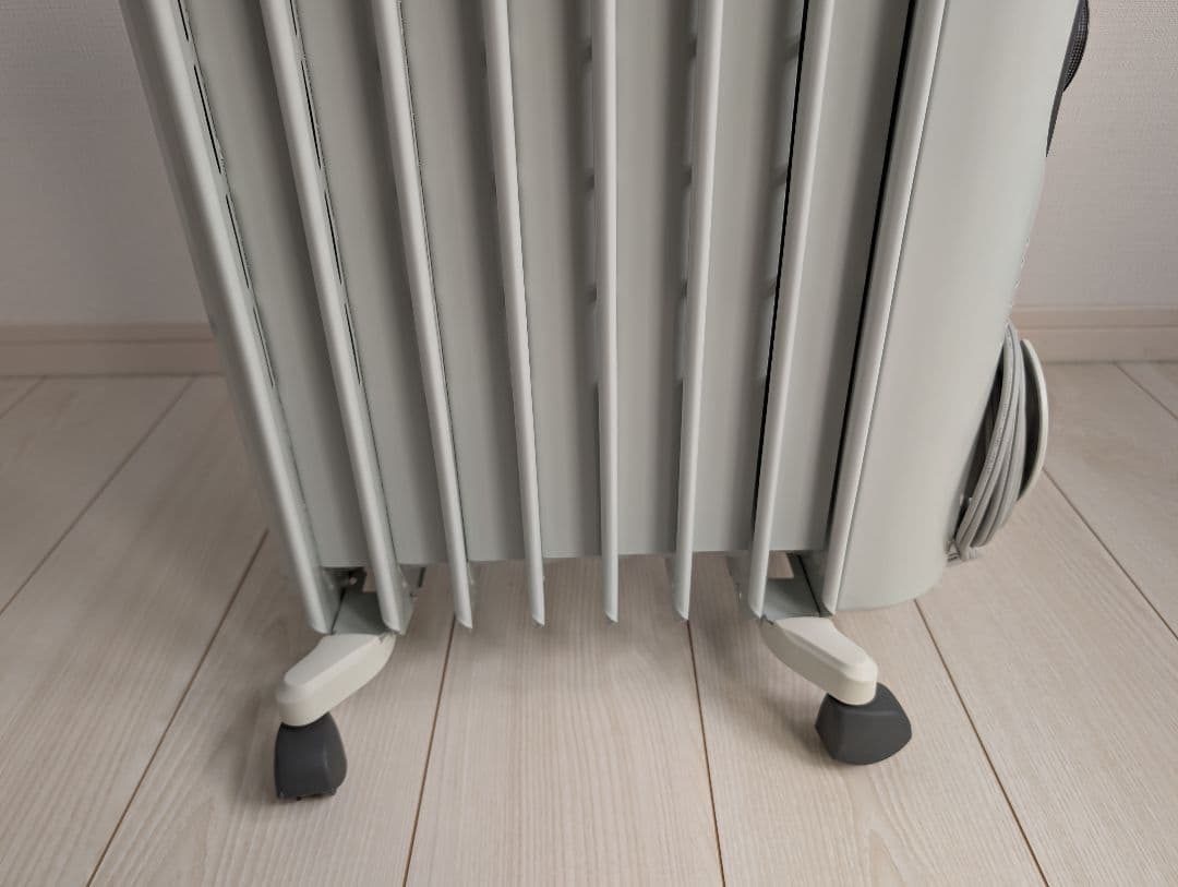 美品 デロンギ RHJ45M0807-DG 750W 省エネ オイルヒーター