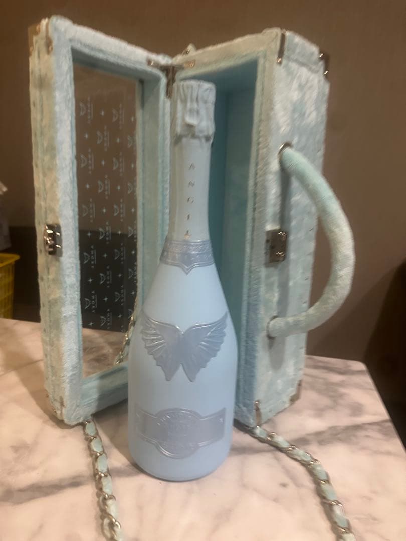 ファー付き箱付き❣️エンジェルブルー　シャンパン