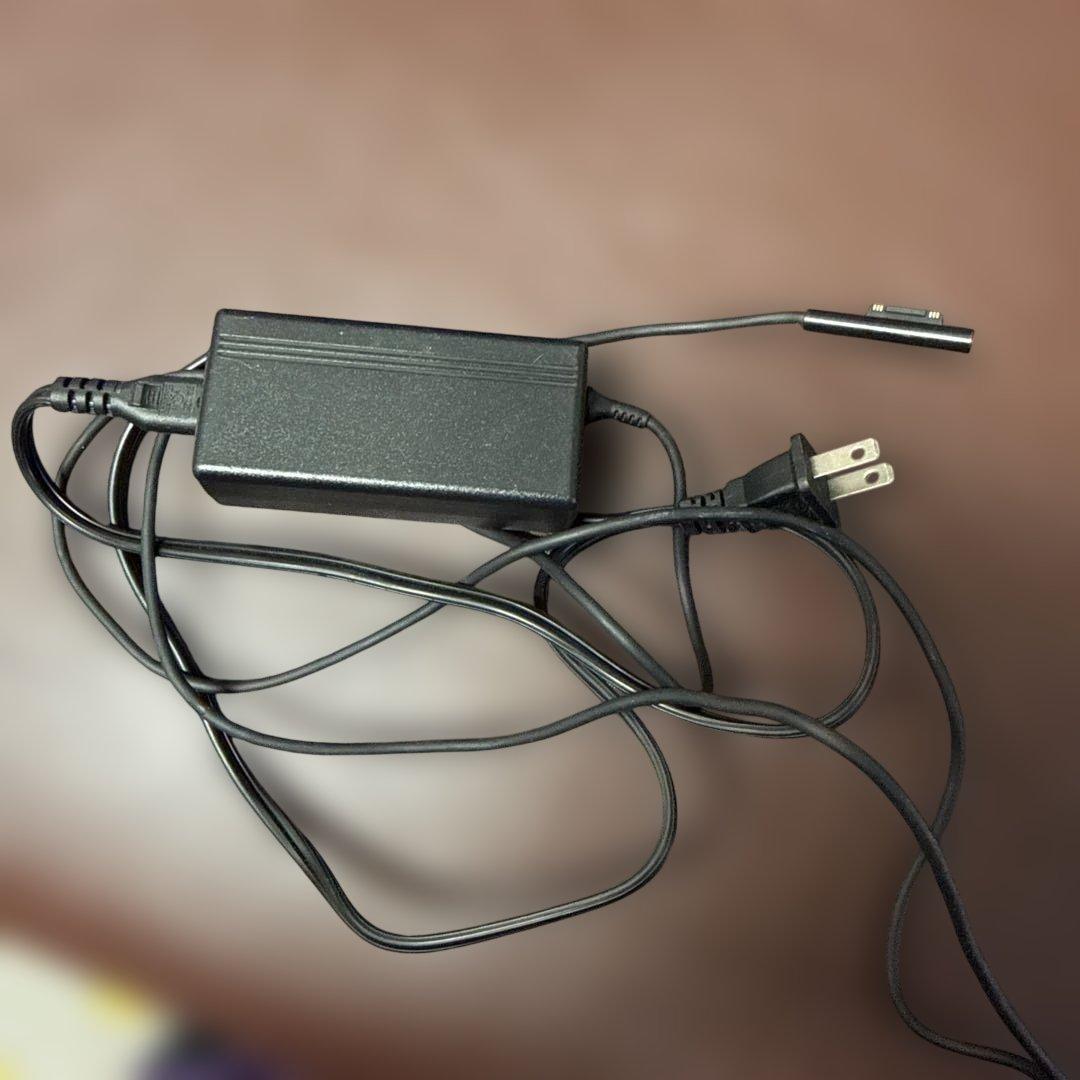 Microsoft Surface ノートパソコン+ 赤色キーボード