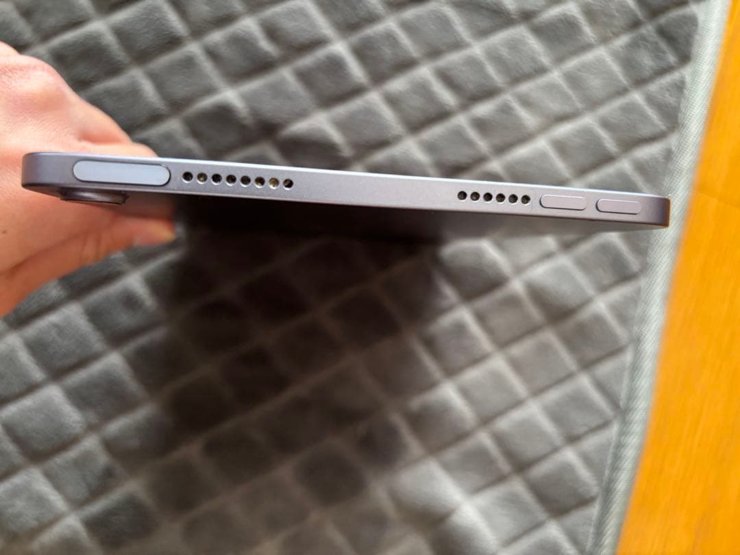 Apple iPad mini（第6世代）シルバー 本体 64g