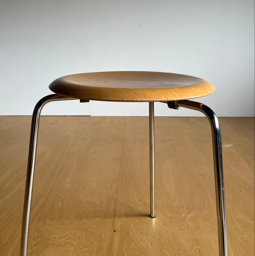 スツール Arne Jacobsen 3170 FRITZ HANSEN