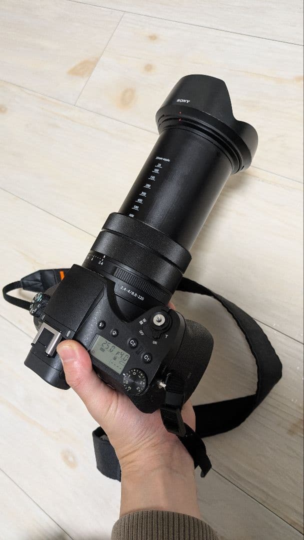 デジタルカメラ SONY RX10M3