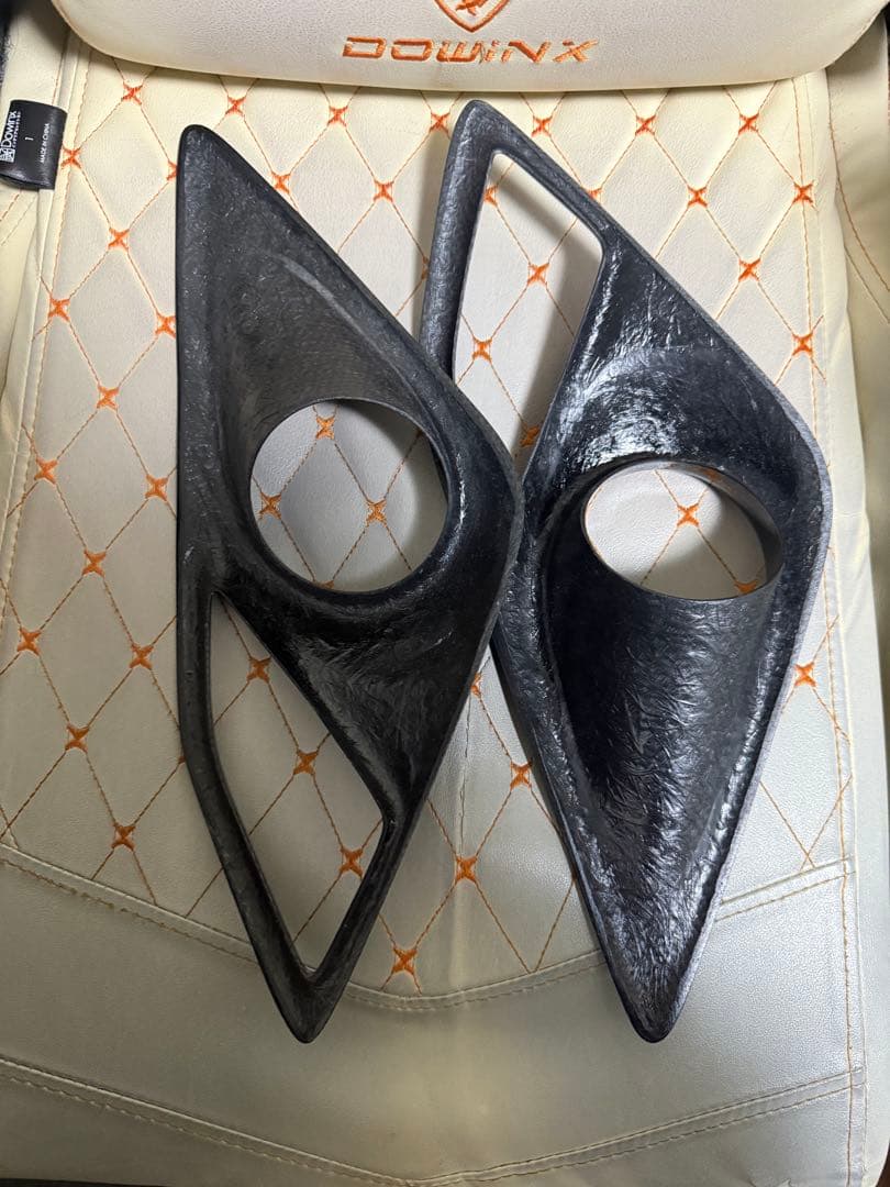 キ*イ様 グラージオ　フロントターンランプガーニッシュ　カーボン調　toyota