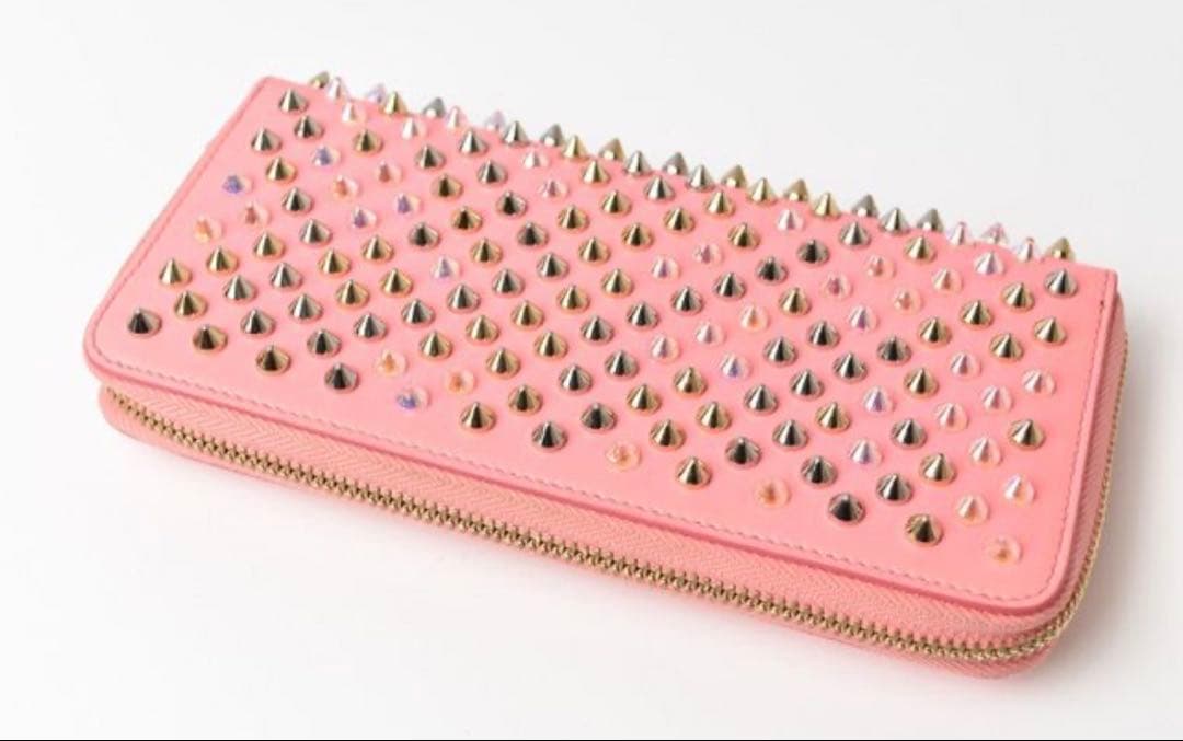 クリスチャンルブタン長財布