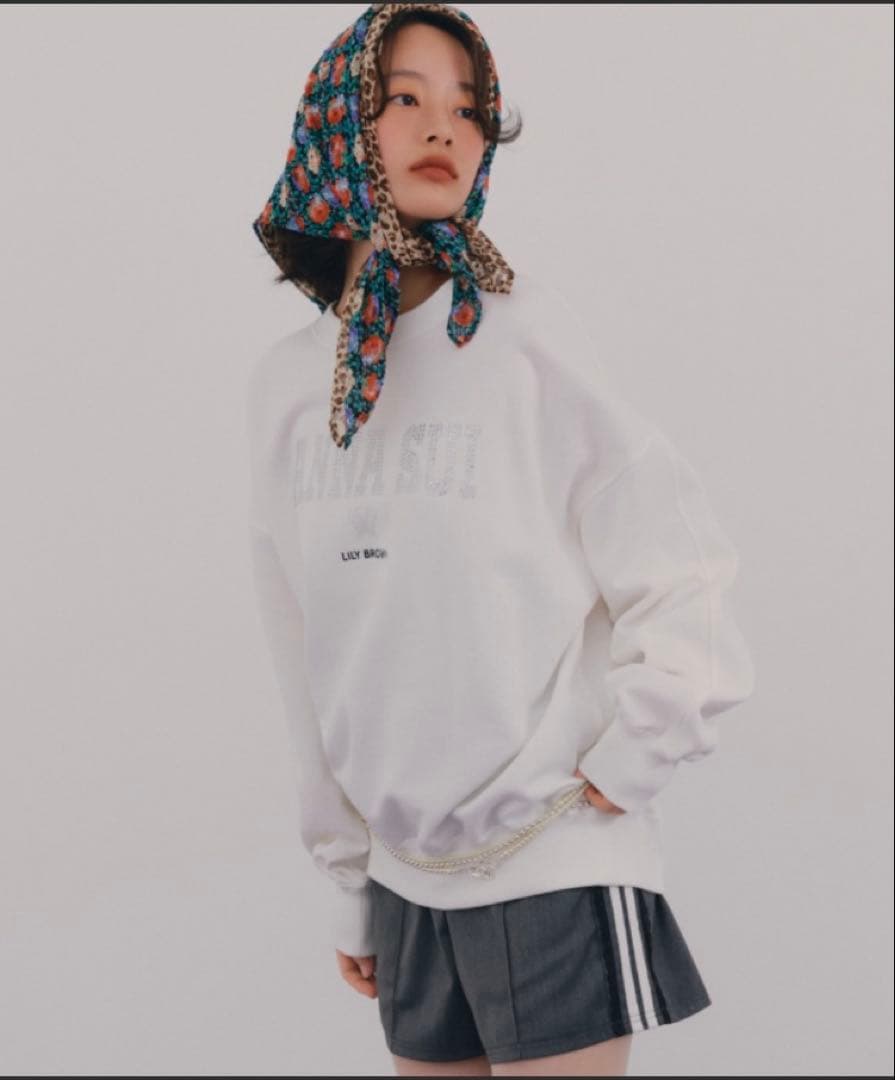 【新品】【美品】ヴィンテージライクスウェット ホワイト アナスイ リリーブラウン