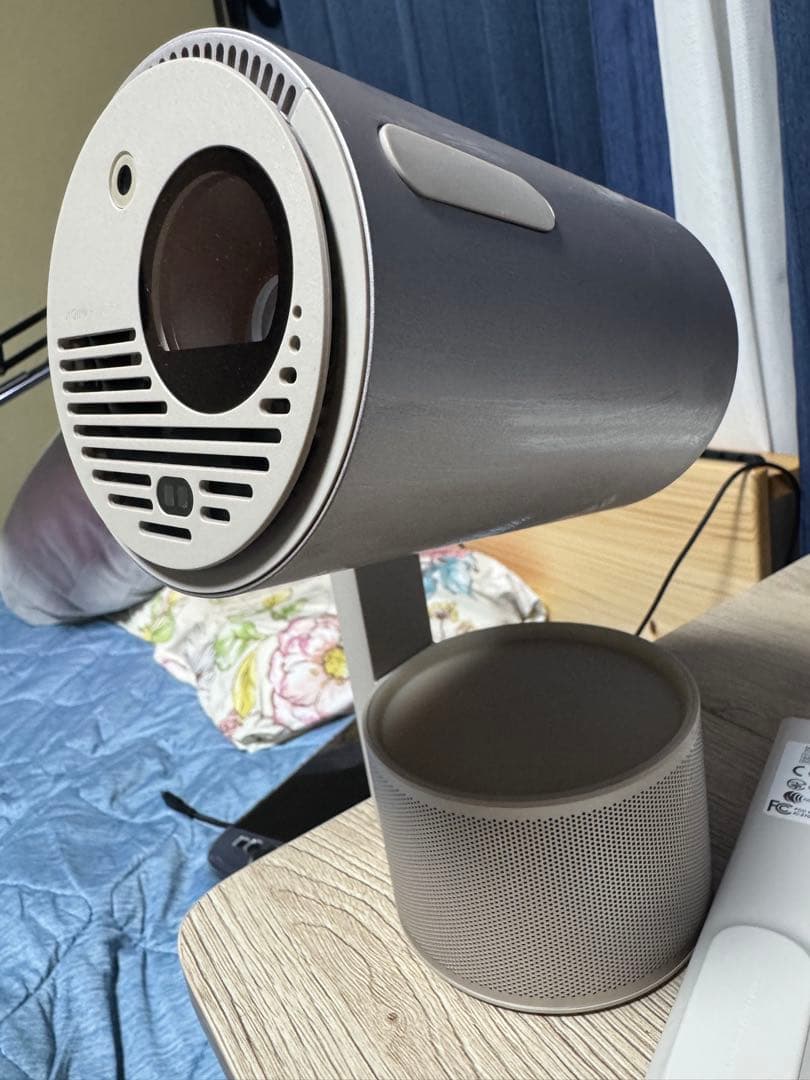 XGIMI MoGo 3 Pro プロジェクター スタンド一体型