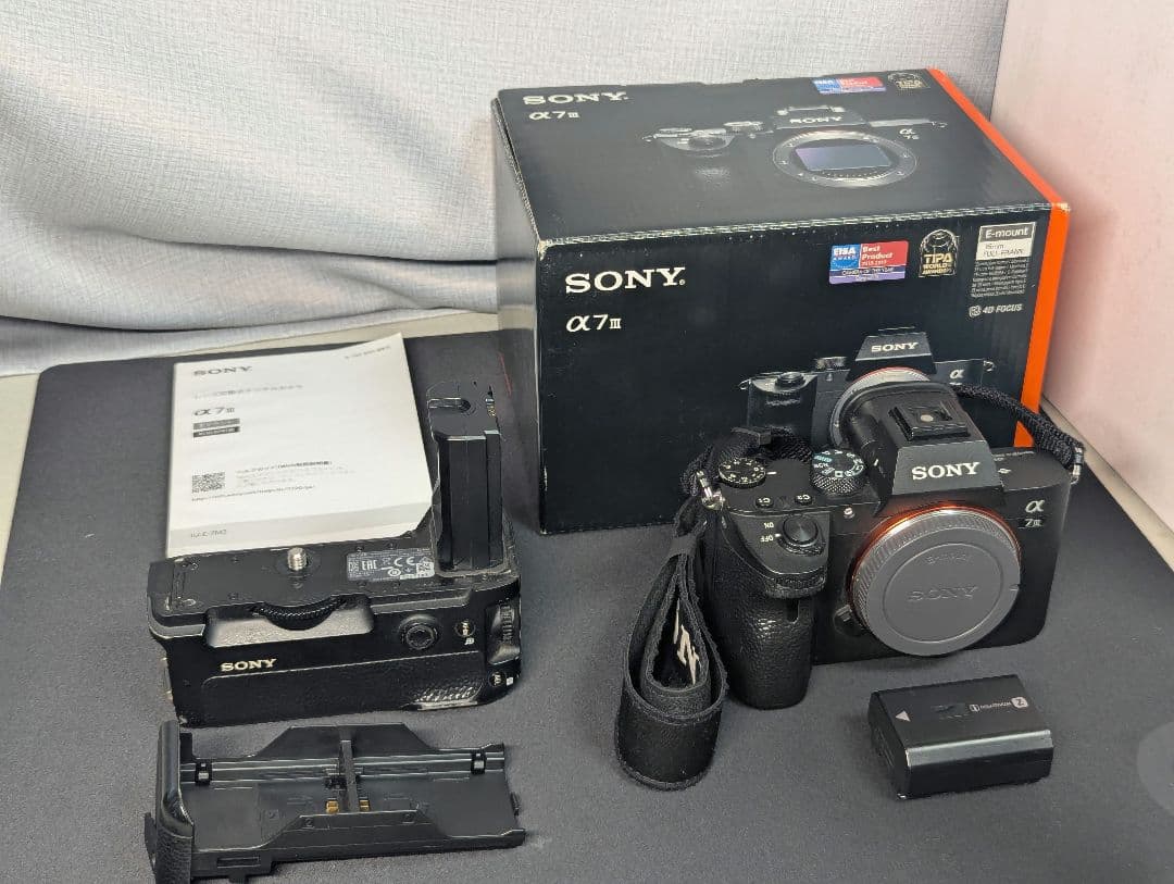 【説明必読】SONY α7 III ボディ + VG-C3EM（純正グリップ）