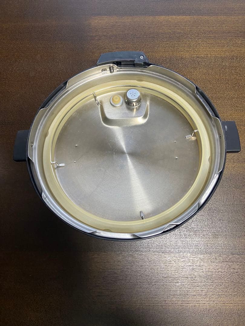 アメリカ　Instant Pot Ultra 6L 電気圧力鍋