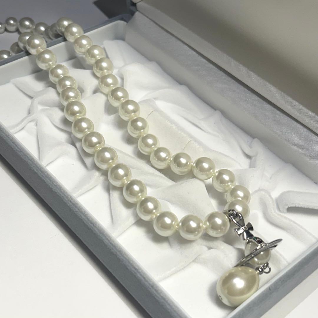 未使用級　極希少　ヴィヴィアンウエストウッド　大玉　立体　オーブパールチョーカー