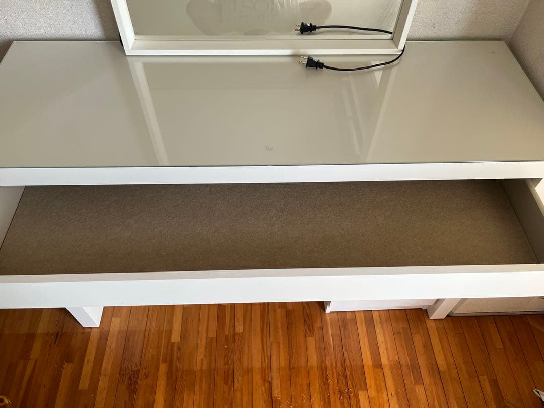 早い者勝ち！IKEAマルムホワイト ドレッサー