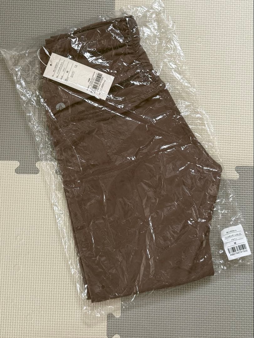 LAVA sukala レギンス Mサイズ　新品未使用