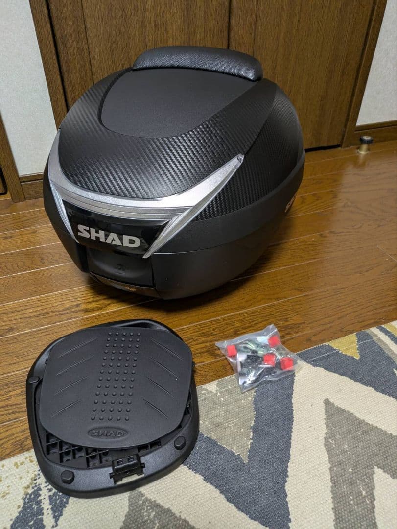 SHAD（シャッド）製 バイク用リヤボックスSH34