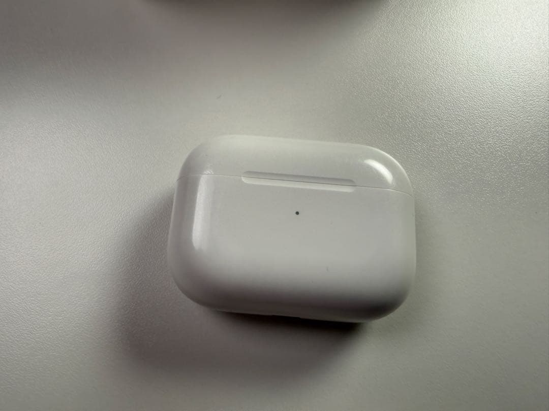 め*様 AirPods Pro 第2世代 - MagSafe充電ケース(USB-