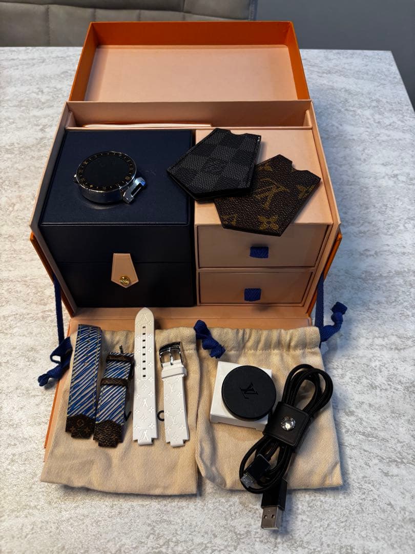 Louis Vuitton タンブールホライゾン V1