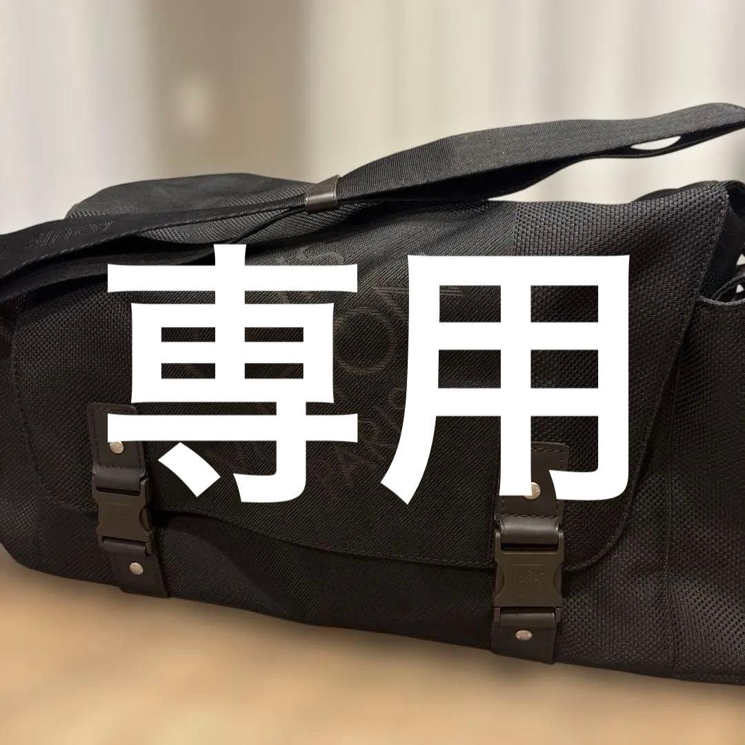 Louis Vuitton ブラック メッセンジャーバッグ