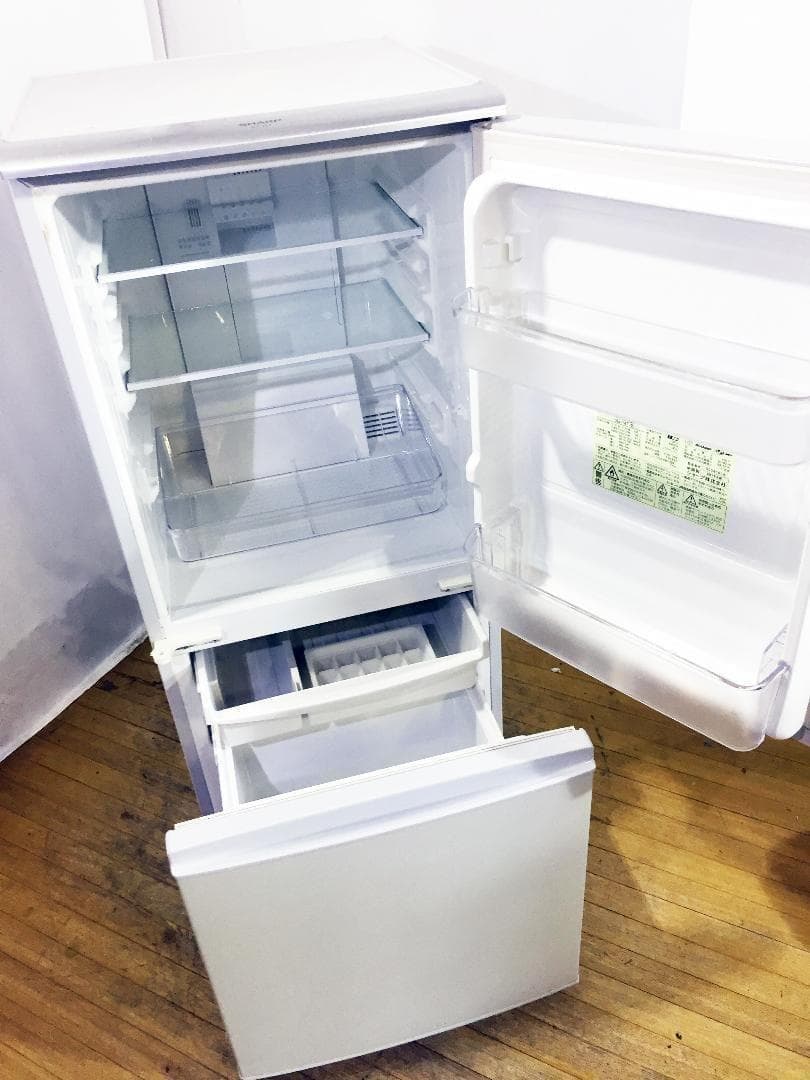 送料無料♦SHARP 137L 2ドア冷蔵庫【♦SJ-14T-S】