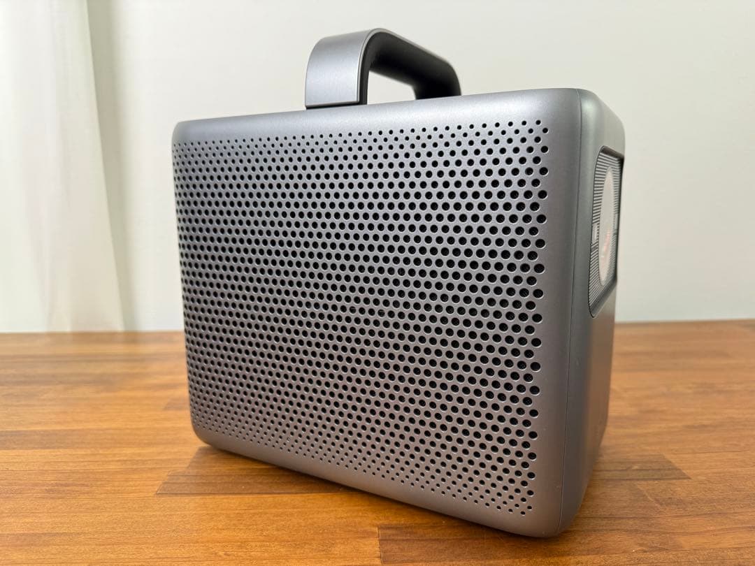 Ankerプロジェクター Nebula Cosmos 4K SE