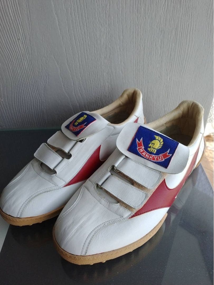 元阪急ブレーブス、松永選手に貰ったスパイク 白赤ベルクロシューズ 27.0cm
