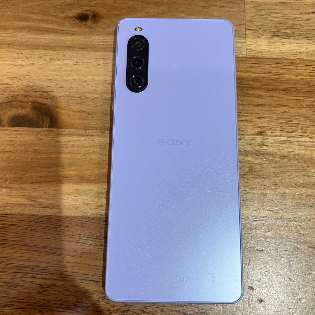 C877 au SIMフリー　Xperia 10 V SOG11