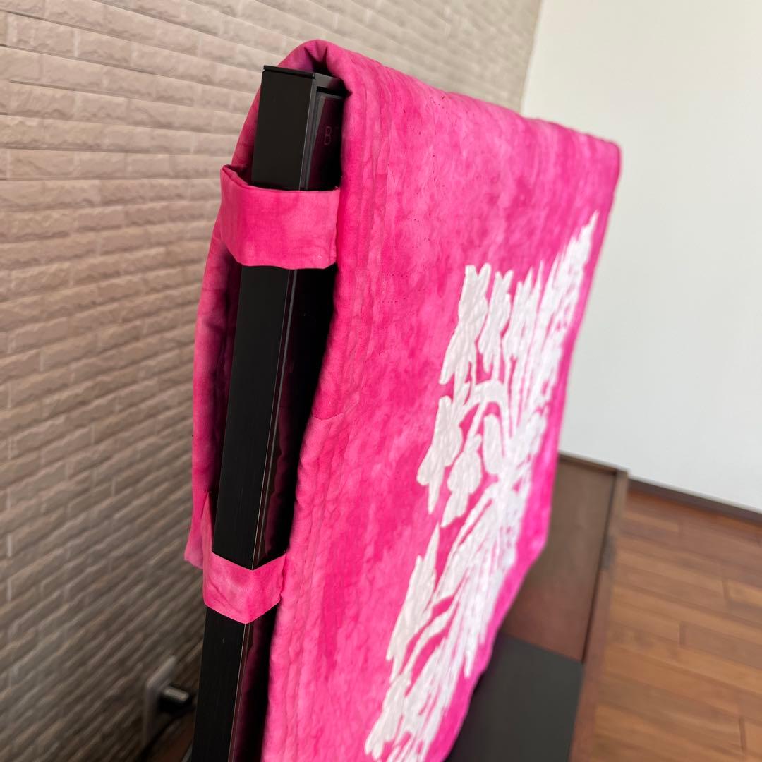 ハワイアンキルト　テレビカバー