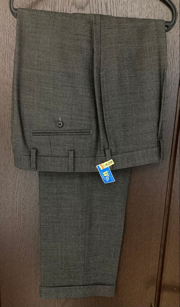 NEWYORKER グレー ビジネススーツ　秋、冬用