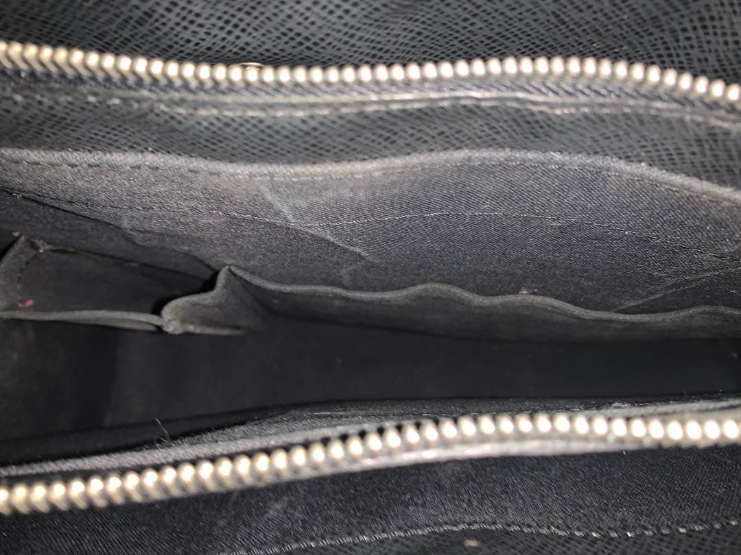 Louis Vuitton タイガ ポルトドキュマン ロザン M30052