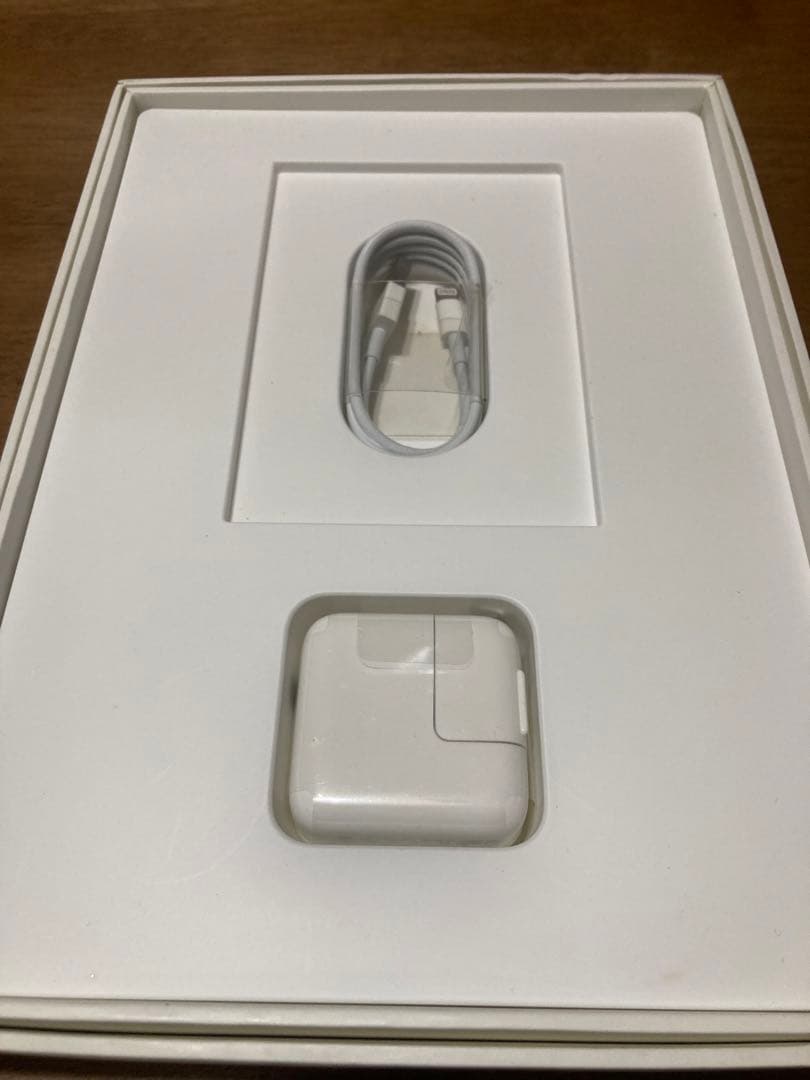 iPad Air2 ゴールド　128gb