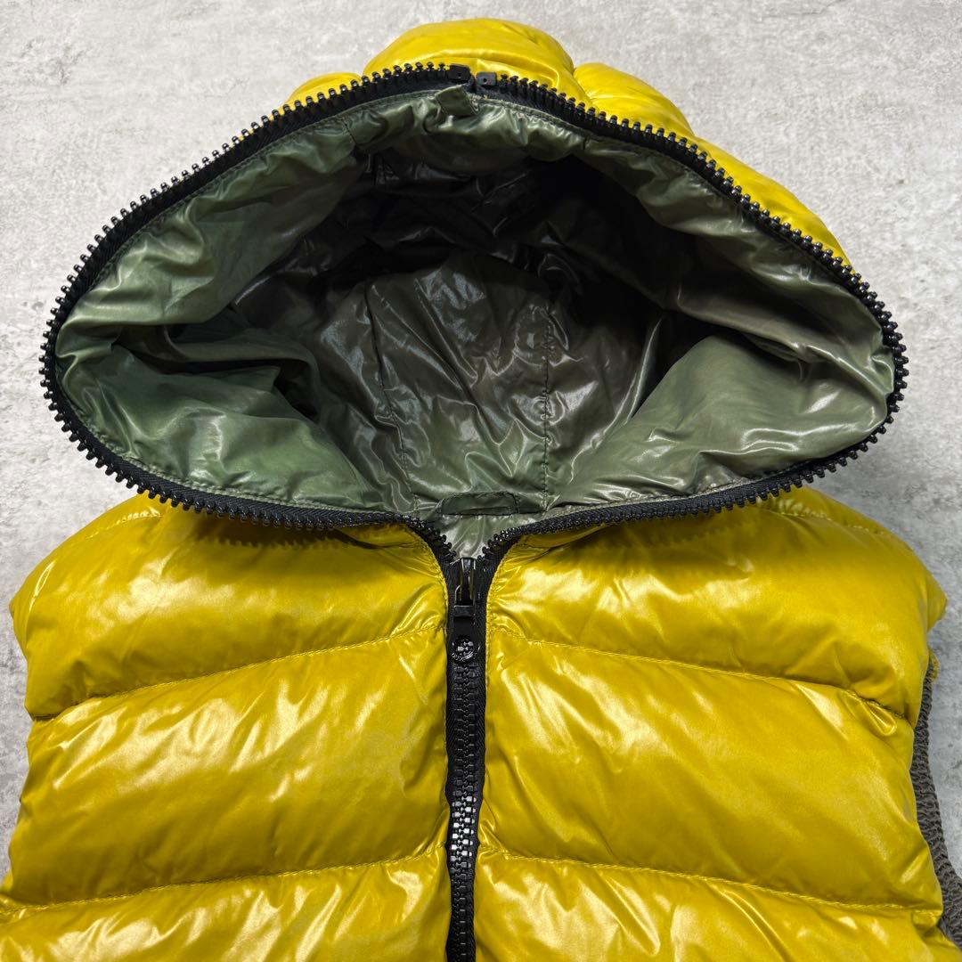 DUVETICA デュベティカ【52】ダウンベスト フード付き 希少カラー