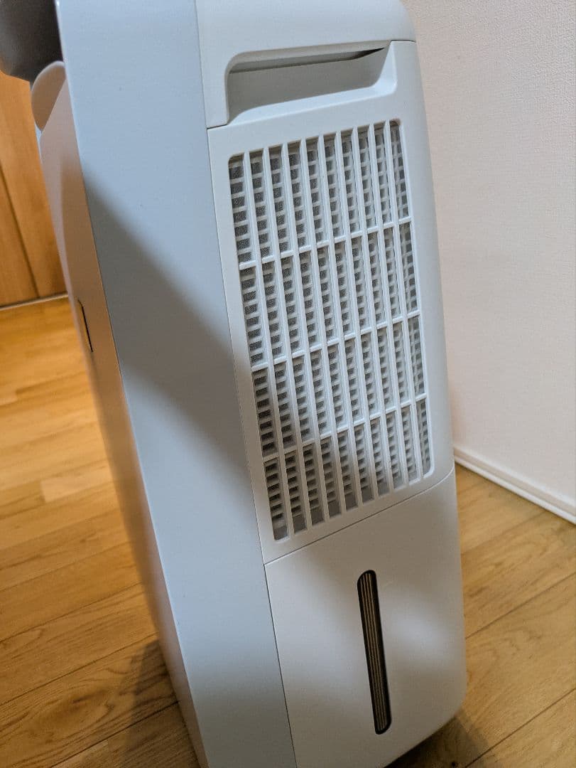 SHARP 除湿器 CＭ-N100-W 2021年製