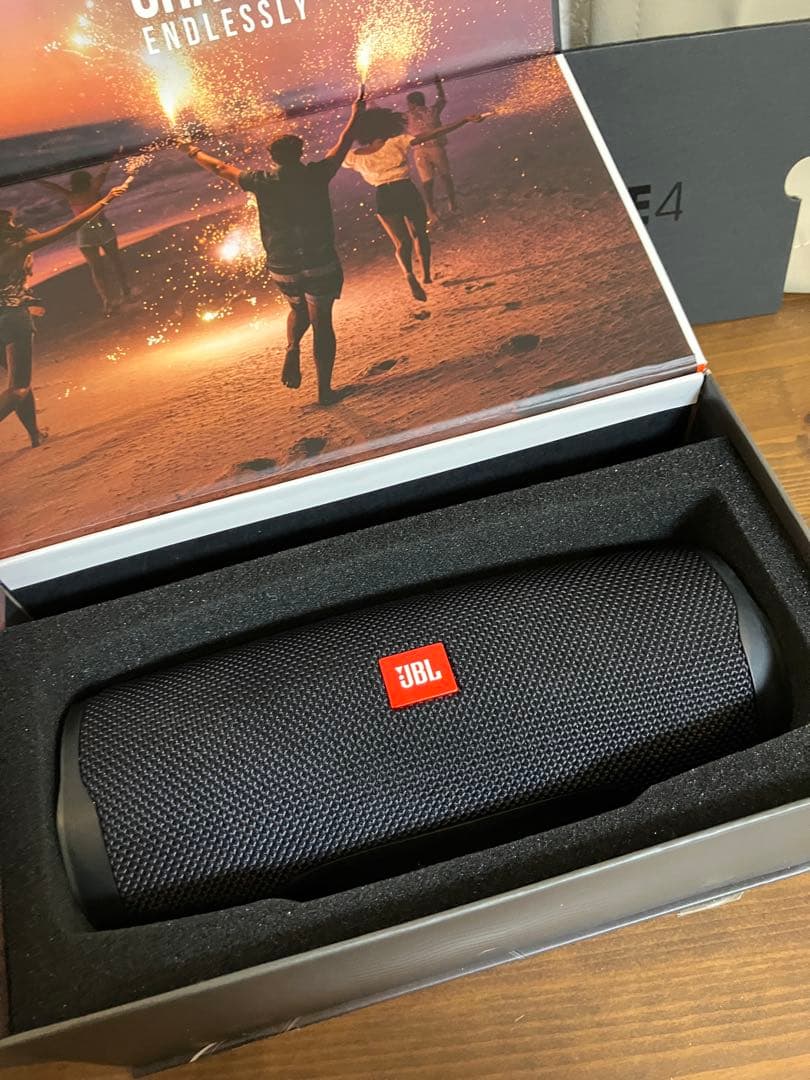 JBL CHARGE 4 ブラック