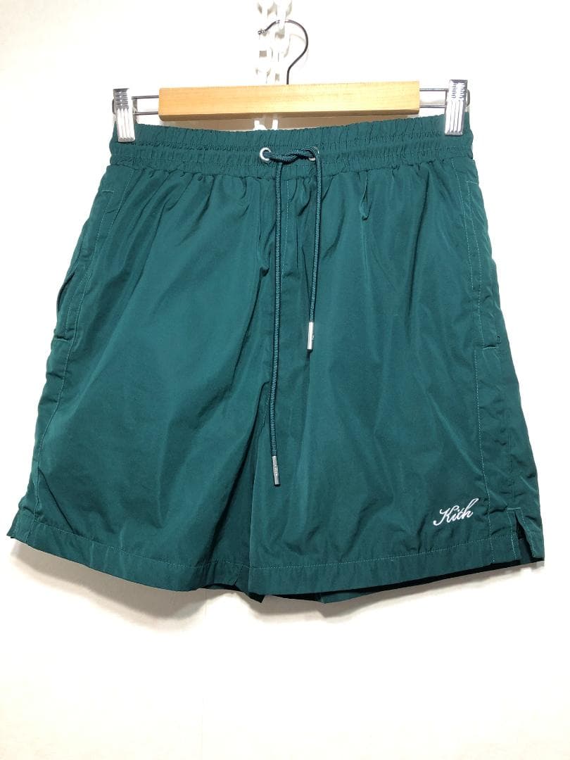 047051 KITH ナイロン ショート パンツ グリーン ハーフ ショーツ