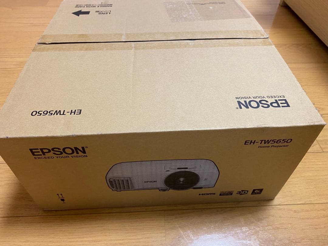 EPSON　プロジェクター EH-TW5650