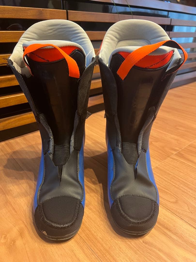 LANGE RS 130 スキー用ブーツ 青/オレンジ