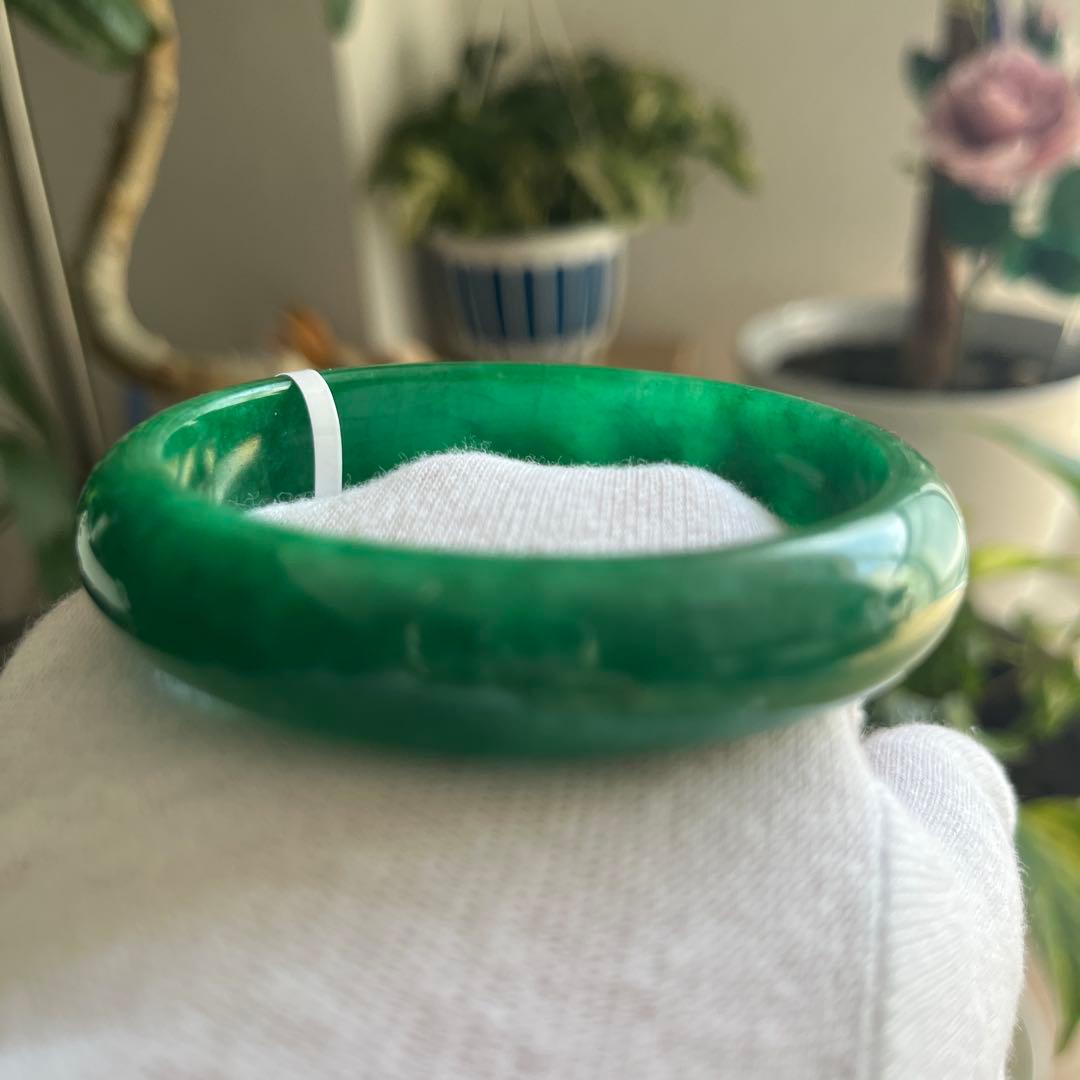 ☆華麗！！艶抜群 天然ひすい翡翠 濃緑翡翠バングル