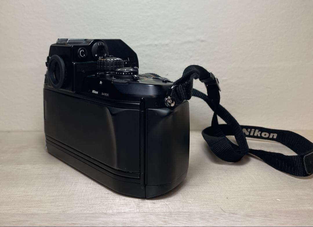 Nikon F4 35-70mm 1:3.3-4.5 ニコン フィルムカメラ