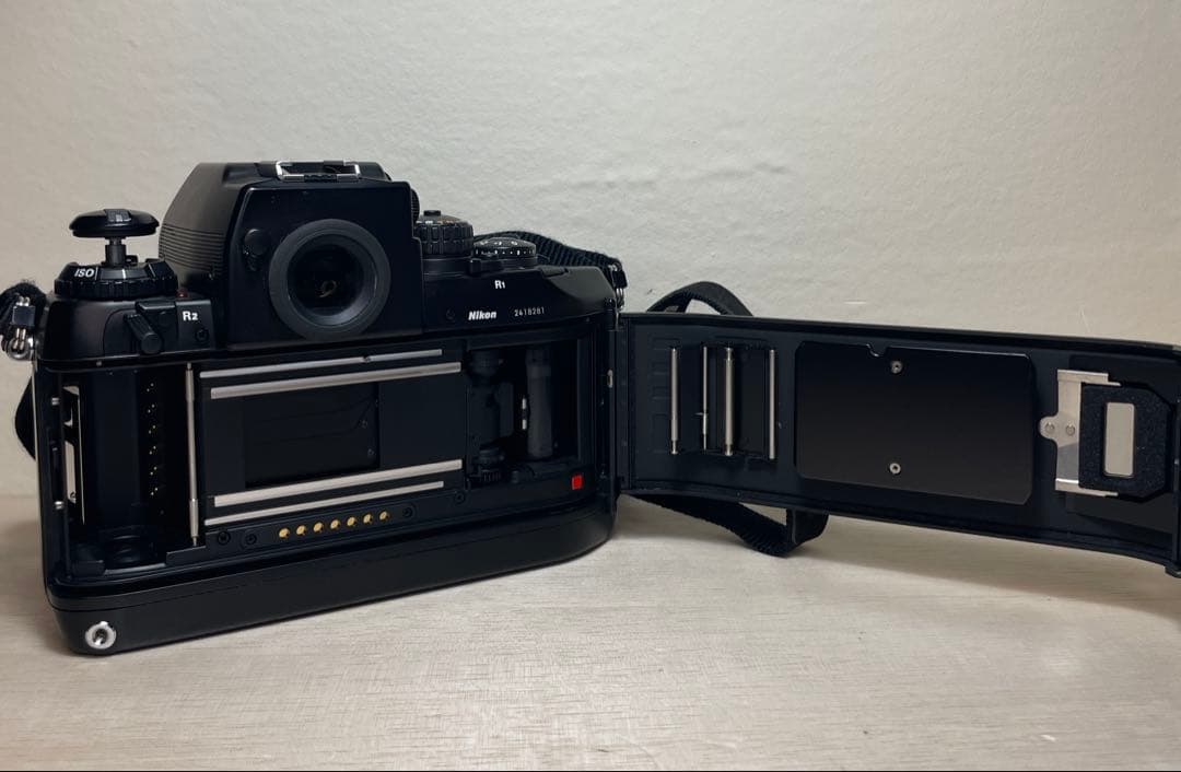 Nikon F4 35-70mm 1:3.3-4.5 ニコン フィルムカメラ