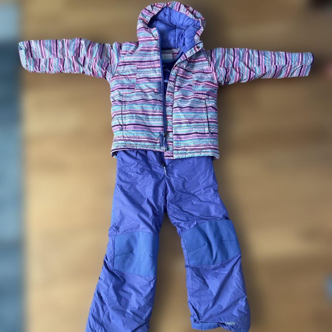 美品コロンビア子ども用 スキーウェア フード付きジャケットとスノーパンツ